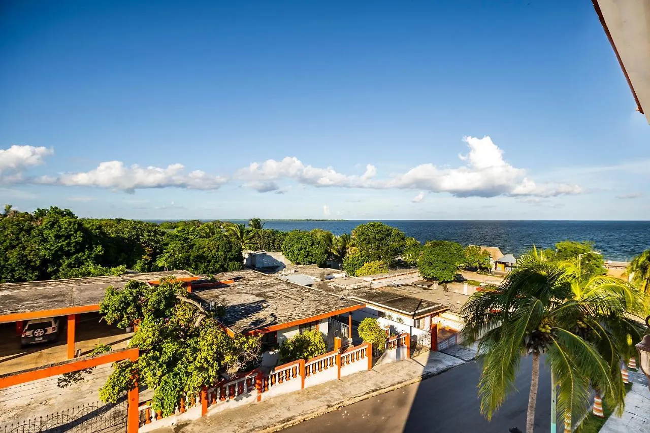 Capital O Oxtankah,Chetumal Bay Hotel Calderitas Mexico